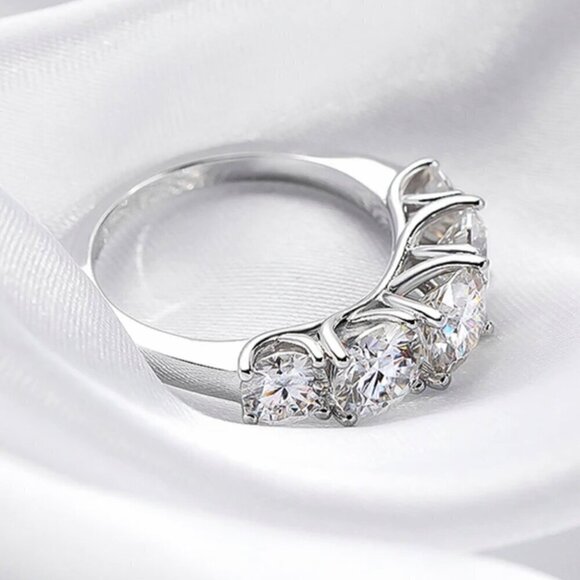 NWT Engagement Ring Sz.7 18K Over 925 Silver Five-Stone Trellis Setting - Picture 10 of 15